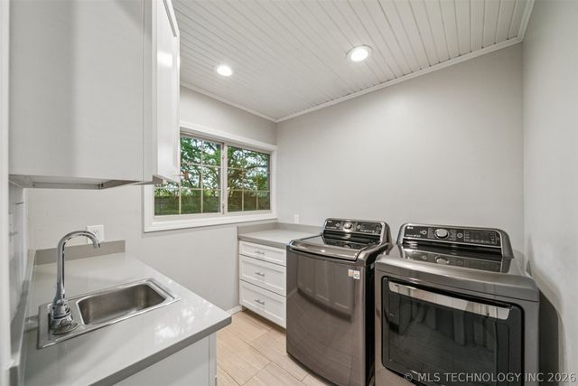 3463 S Gary Place, Tulsa, OK 74105