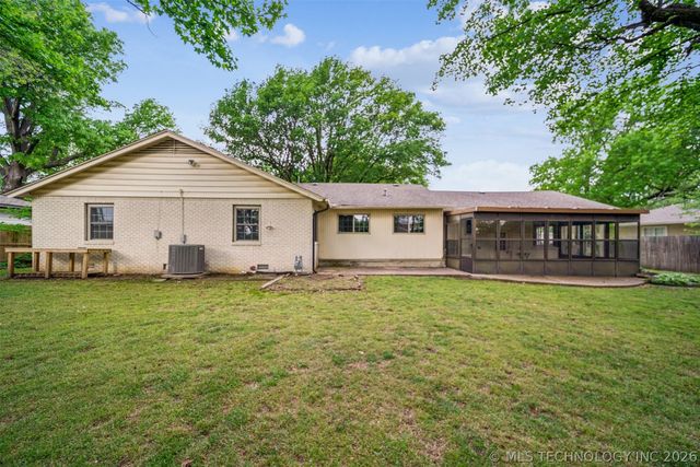 3463 S Gary Place, Tulsa, OK 74105