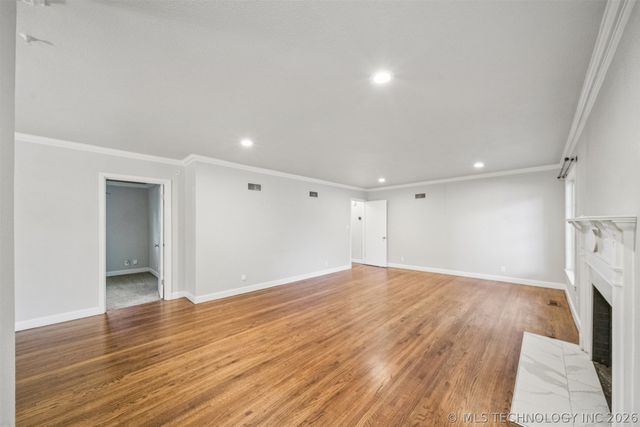 3463 S Gary Place, Tulsa, OK 74105