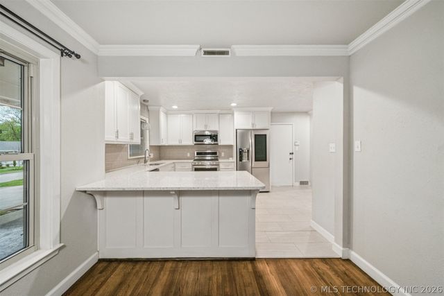 3463 S Gary Place, Tulsa, OK 74105