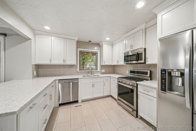 3463 S Gary Place, Tulsa, OK 74105