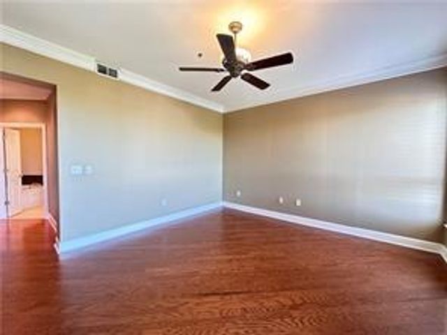 2626 Peachtree Road NW 1007, Atlanta, GA 30305