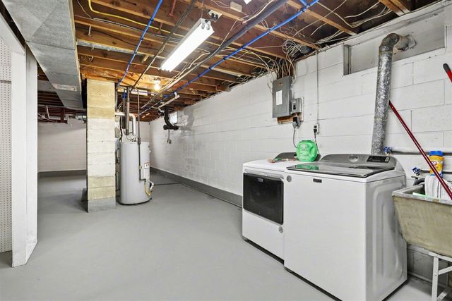 1829 Nash Drive, Saint Joseph, MI 49085