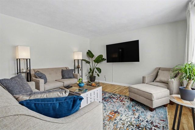 1829 Nash Drive, Saint Joseph, MI 49085