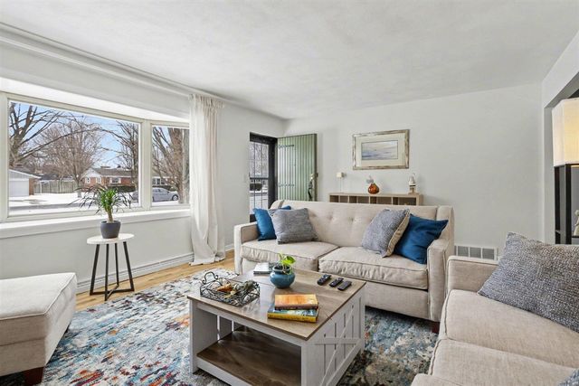 1829 Nash Drive, Saint Joseph, MI 49085