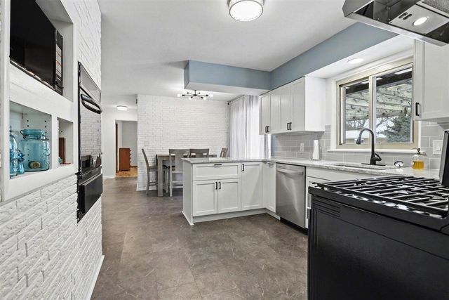 1829 Nash Drive, Saint Joseph, MI 49085