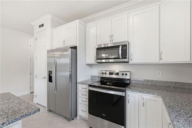 3421 Hampton BLVD, Alva, FL 33920