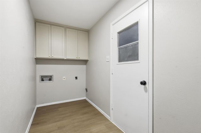 7833 Davenport Avenue, Fort Worth, TX 76116