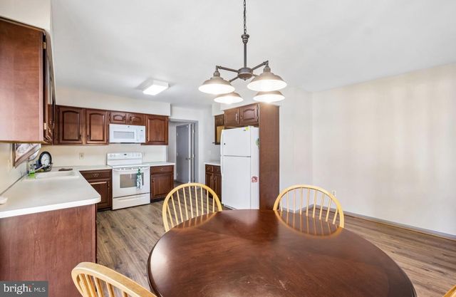 811 MOSS MILL RD, Hammonton, NJ 08037