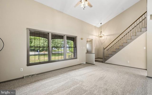811 MOSS MILL RD, Hammonton, NJ 08037