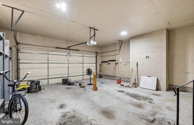 811 MOSS MILL RD, Hammonton, NJ 08037