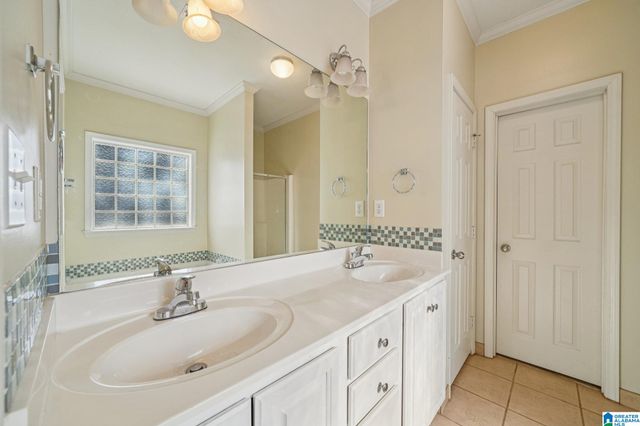 110 LANTANA CIRCLE, Pelham, AL 35124