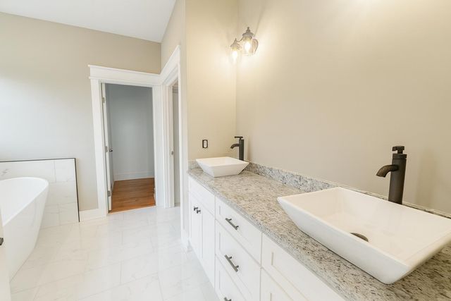 2043 Volunteer Drive, SW, Cleveland, TN 37311