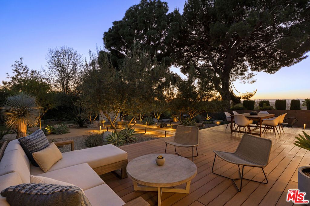 1323 Montecito Circle, Los Angeles, CA 90031 — photo 4