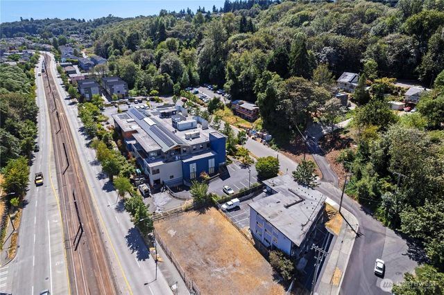 2701 S Walden Street, Seattle, WA 98144