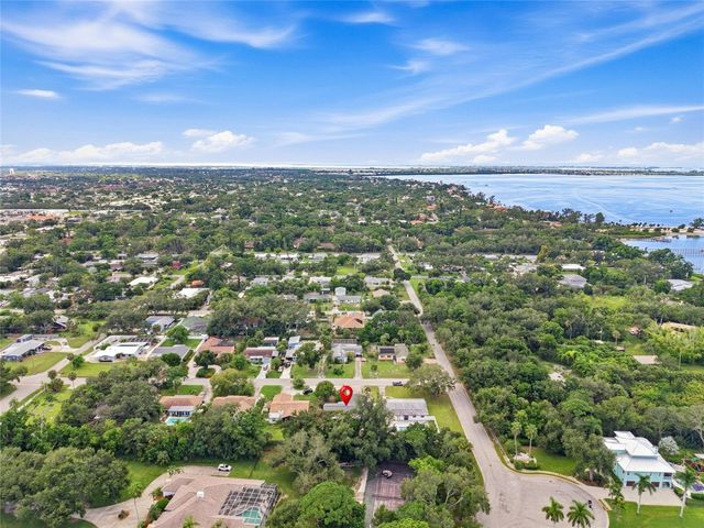 7812 2ND AVENUE NW, Bradenton, FL 34209