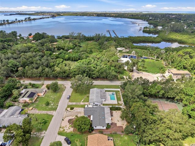 7812 2ND AVENUE NW, Bradenton, FL 34209