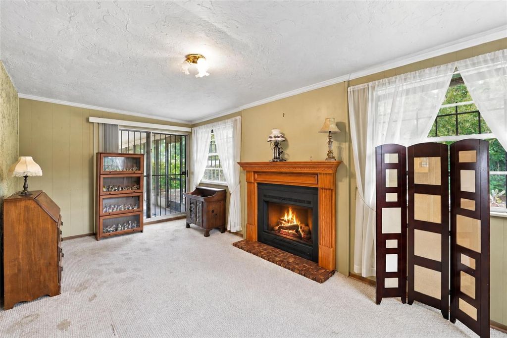Image 22 of property listing at 7812 2ND AVENUE NW, Bradenton, FL 34209