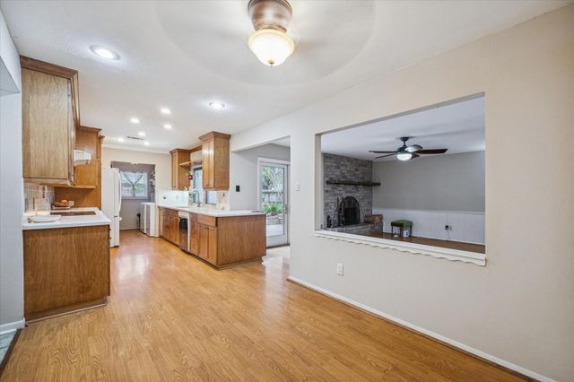 3902 Broken Elm Drive, Spring, TX 77388