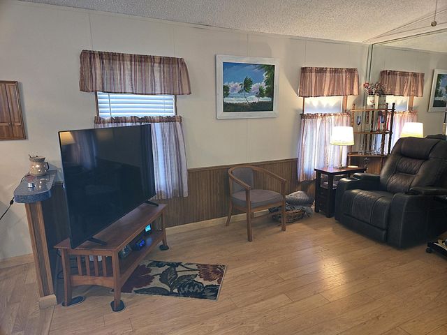 1365 Chobee Loop, Okeechobee, FL 34974