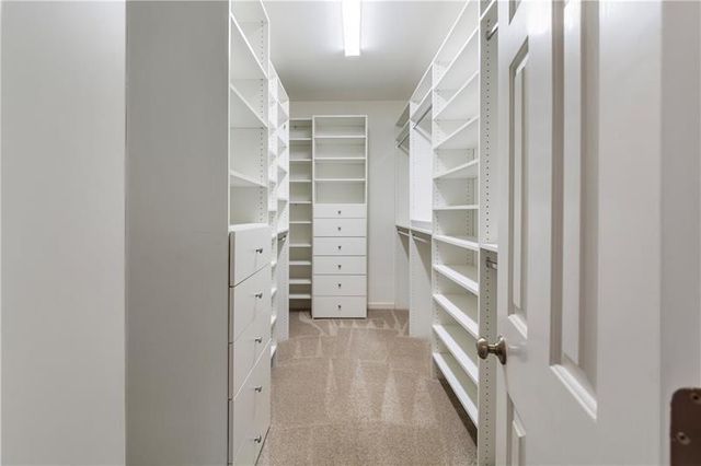 3025 Oaktree Landing NE, Marietta, GA 30066