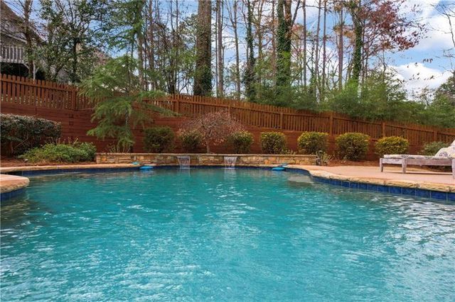 3025 Oaktree Landing NE, Marietta, GA 30066
