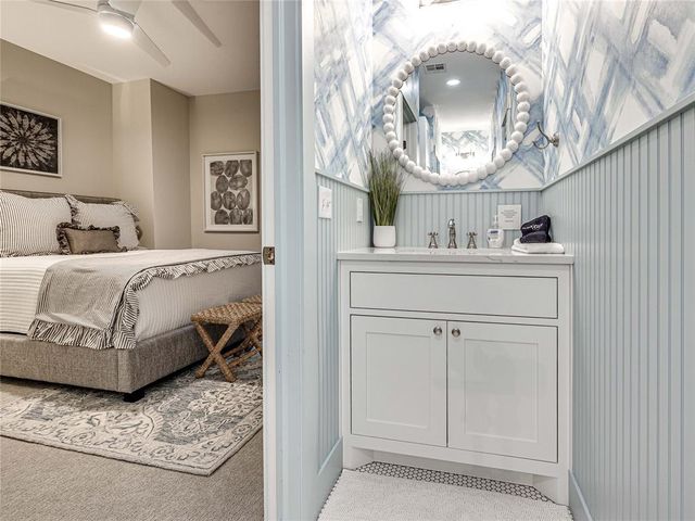 67 Ridgeline Road B, Carlton Landing, OK 74432