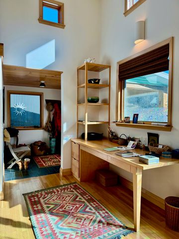 1141 Dobbins Farm RD, Floyd, VA 24091