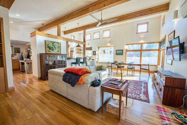 1141 Dobbins Farm RD, Floyd, VA 24091