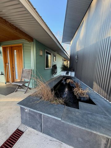 1141 Dobbins Farm RD, Floyd, VA 24091