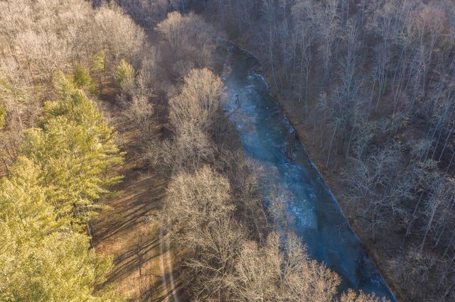 1141 Dobbins Farm RD, Floyd, VA 24091