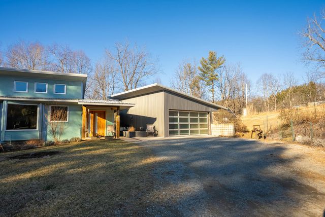 1141 Dobbins Farm RD, Floyd, VA 24091