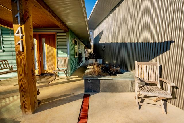 1141 Dobbins Farm RD, Floyd, VA 24091