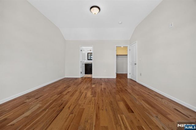508 2nd Avenue 2, Lyndhurst, NJ 07071