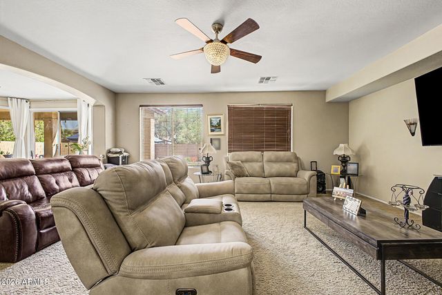2141 W IAN Drive, Phoenix, AZ 85041