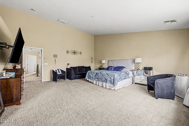 2141 W IAN Drive, Phoenix, AZ 85041