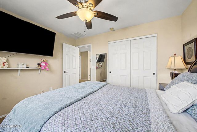 2141 W IAN Drive, Phoenix, AZ 85041