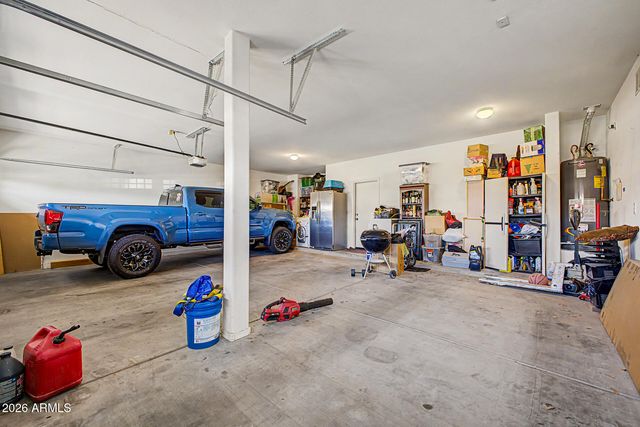2141 W IAN Drive, Phoenix, AZ 85041