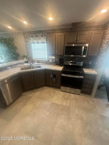 710 7th Street, Jackson, NJ 08527