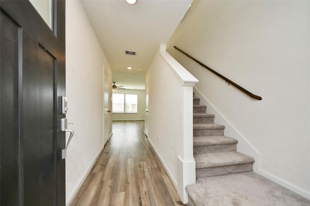 2916 Shimmer Edge Drive, Katy, TX 77493