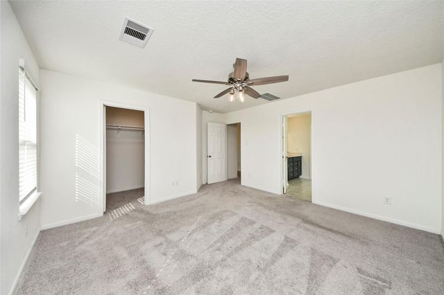2916 Shimmer Edge Drive, Katy, TX 77493