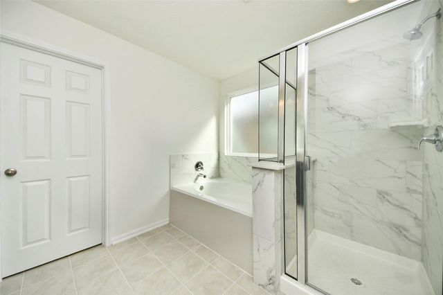 2916 Shimmer Edge Drive, Katy, TX 77493