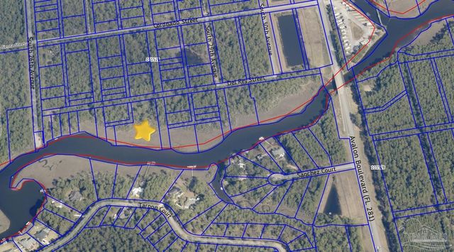 5599 Del Rey Dr, Milton, FL 32583