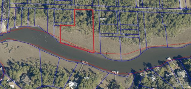 5599 Del Rey Dr, Milton, FL 32583