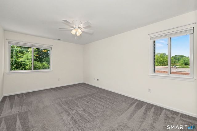 73 Riverside Avenue 3A, Stamford, CT 06905