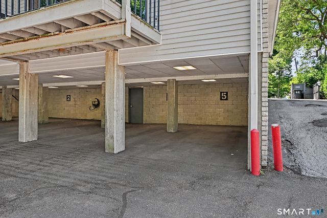 73 Riverside Avenue 3A, Stamford, CT 06905