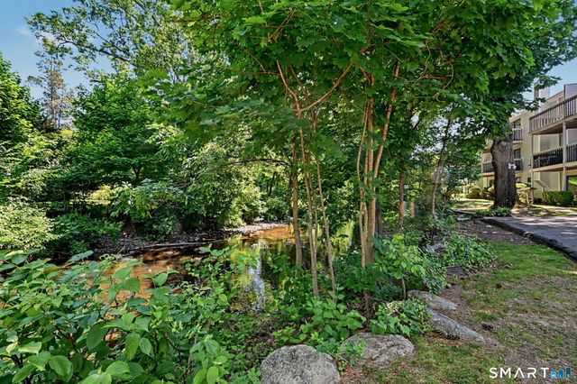 73 Riverside Avenue 3A, Stamford, CT 06905