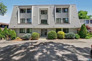 73 Riverside Avenue 3A, Stamford, CT 06905