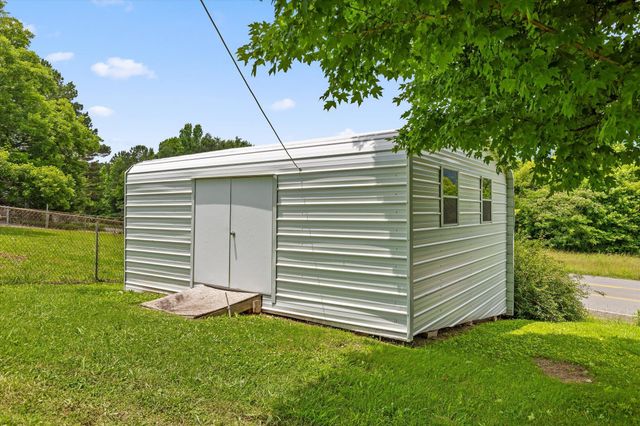 945 N Maple Street, Whitwell, TN 37397