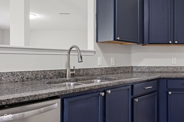 6225 White Rabbit Place, Indianapolis, IN 46235